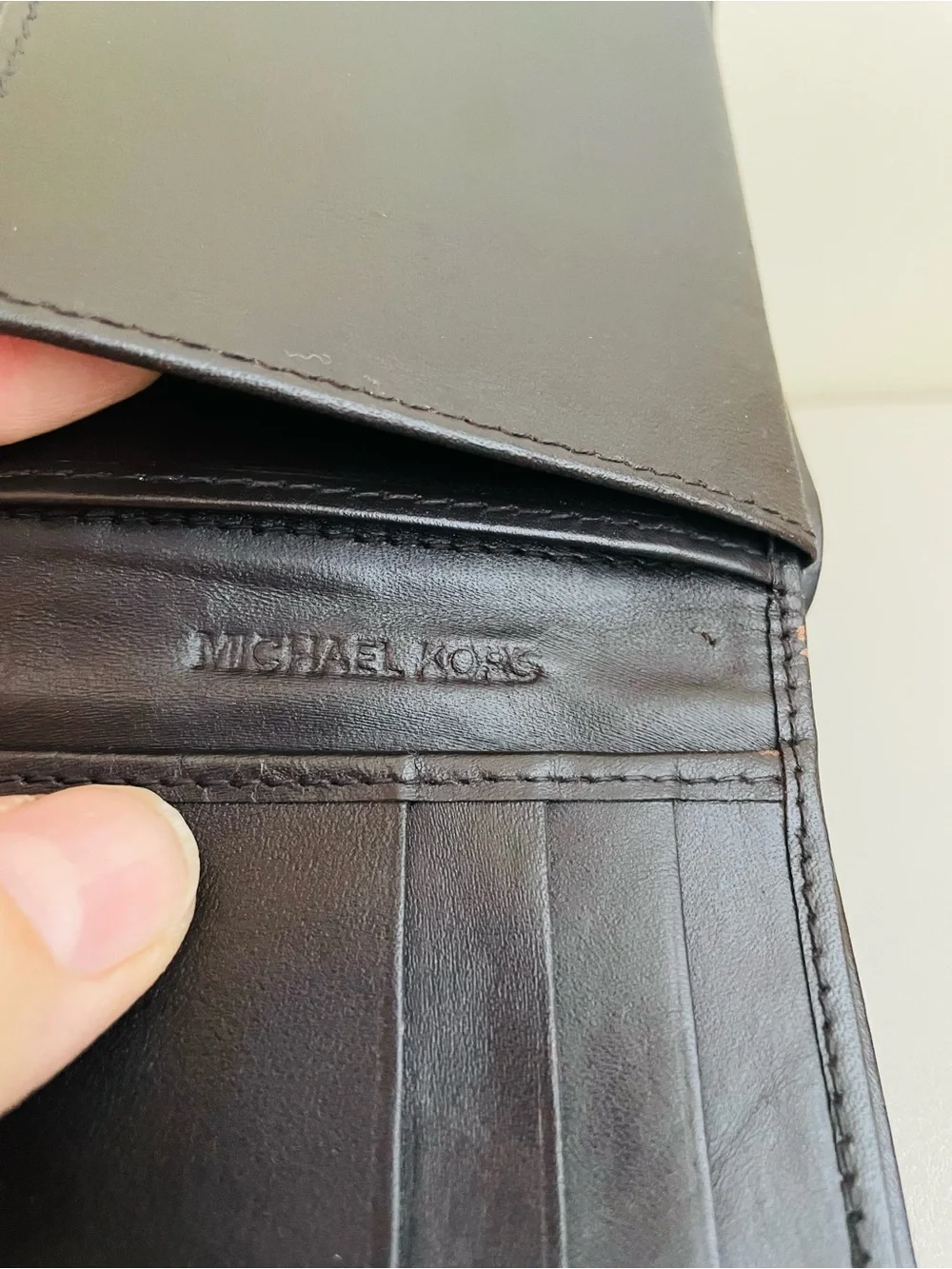 Michael Kors Tri-fold Black Leather Men's Card & Key Wallet